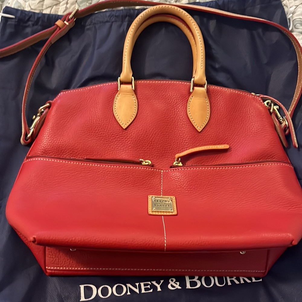 Dooney & Bourke purse